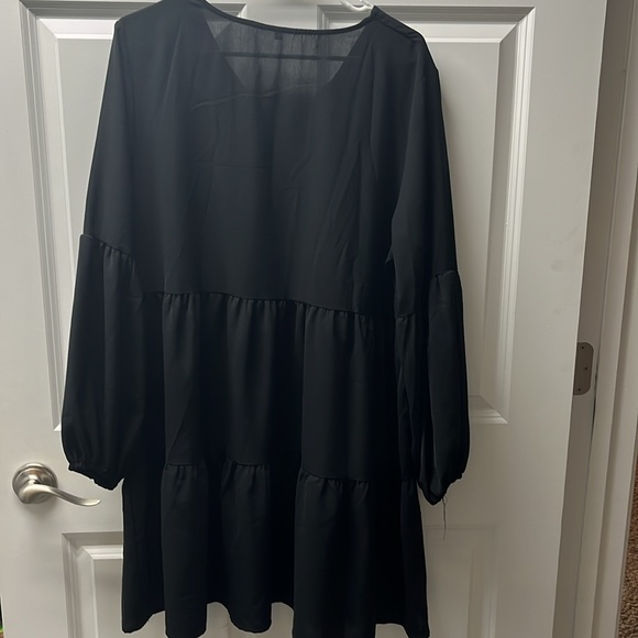Black Long Sleeve Ruffle Dress - Picture 5 of 6
